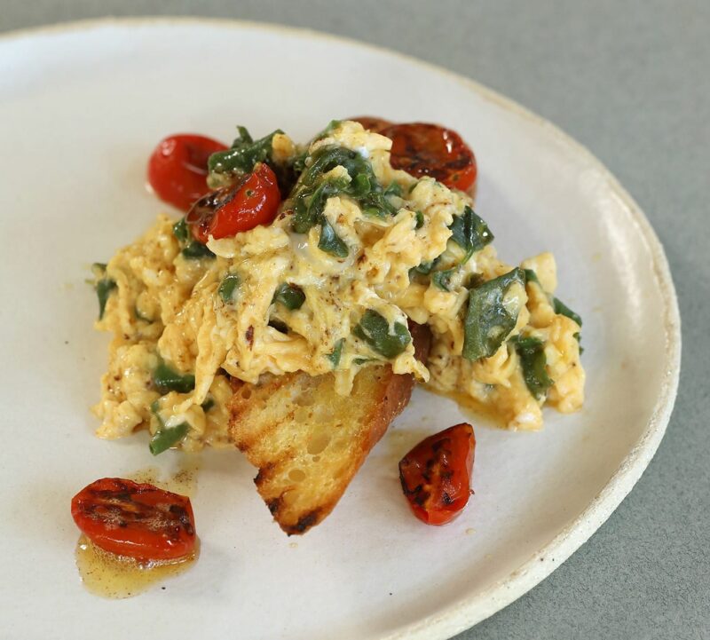 Recipe: How To Use Australian Native Foods | Murray River Trails